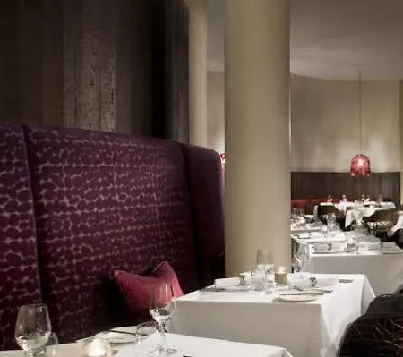 Scarlet Hotel 4*